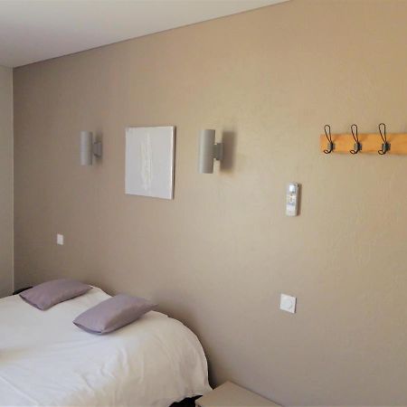 Auberge De La Paillere Lavours エクステリア 写真