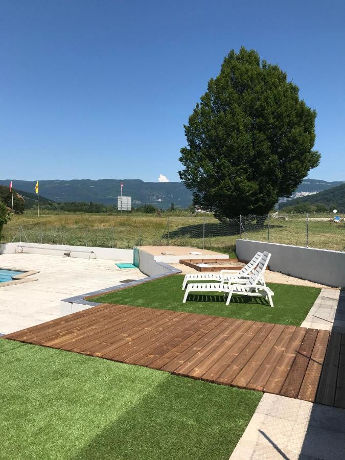 Auberge De La Paillere Lavours エクステリア 写真