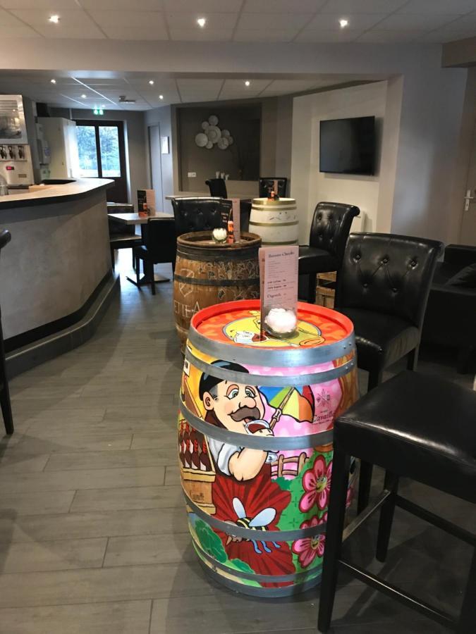 Auberge De La Paillere Lavours エクステリア 写真